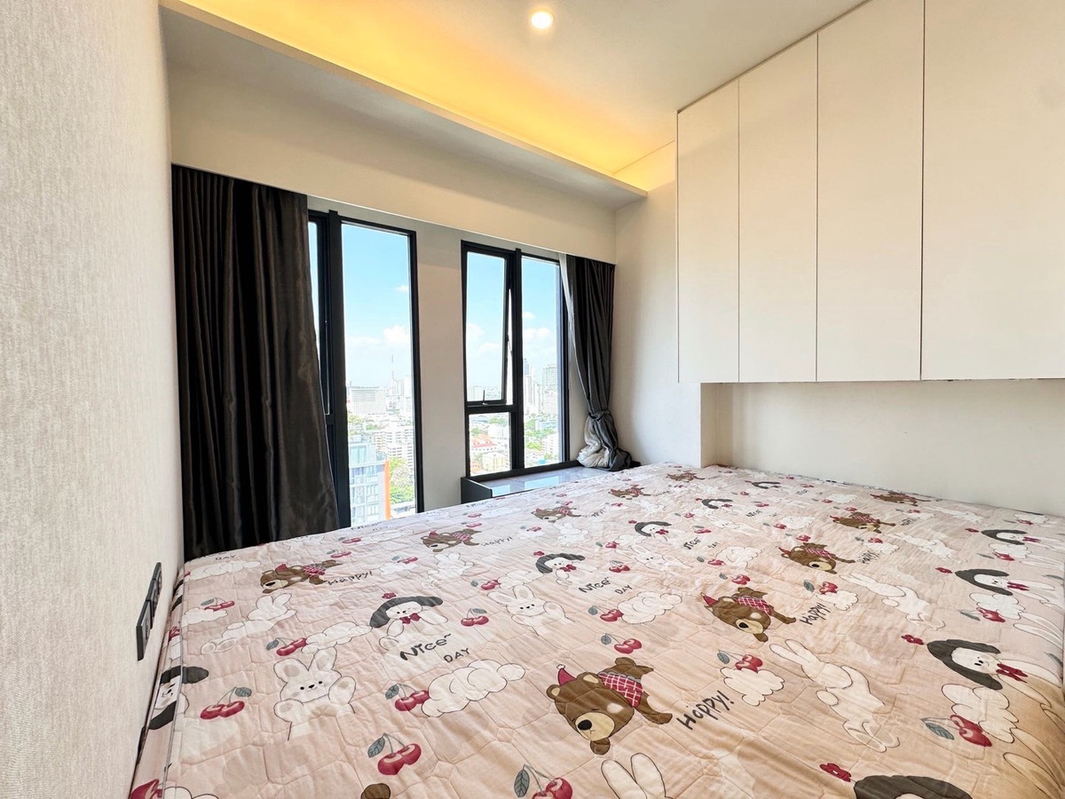 For RentCondoSukhumvit, Asoke, Thonglor : 3 bedrooms, Siamese Exclusive 31, 21st floor, ready to move in.