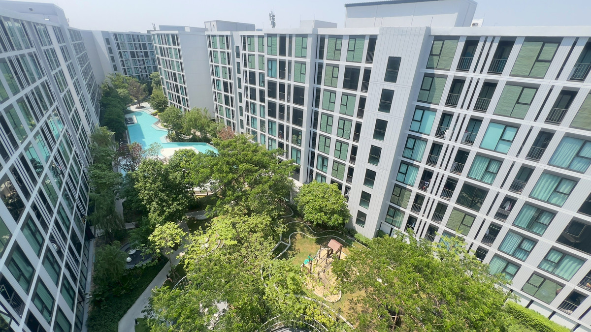 ขายคอนโดอ่อนนุช อุดมสุข : ขายห้อง Combine วิวสระ Olympic หนึ่งเดียวที่ Atmoz Oasis อ่อนนุช  ขนาดใหญ่ 55.52 ตารางเมตร 2 ห้องนอน 2 ห้องน้ำ พร้อมอยู่ ฟรีโอน