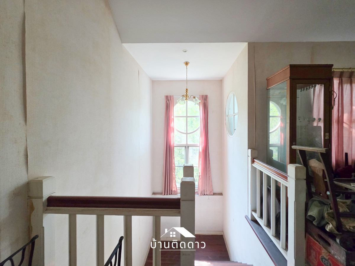 ขายบ้านราษฎร์บูรณะ สุขสวัสดิ์ : ขายตามสภาพแต่ศักยภาพล้น! บ้านเดี่ยวมัณฑนา 4 นอน 3 น้ำ พื้นที่เยอะสะใจ ใกล้สโมสรส่วนกลาง แถมทำเลยังใกล้พระราม3 เพียง 15 นาที