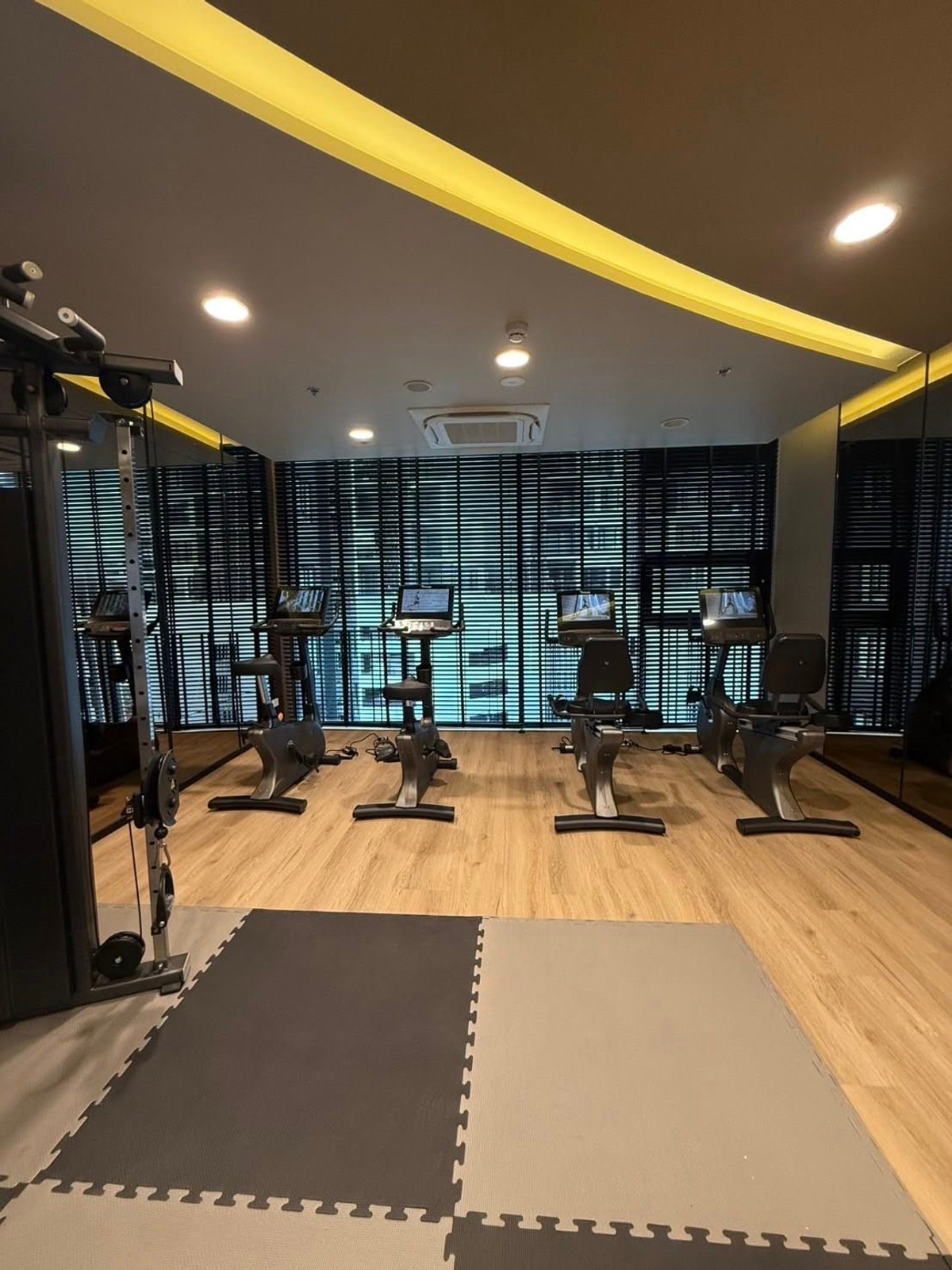 ให้เช่าคอนโดอารีย์ อนุสาวรีย์ : เช่า!! รหัส PR406 คอนโด NUE EVO อารีย์