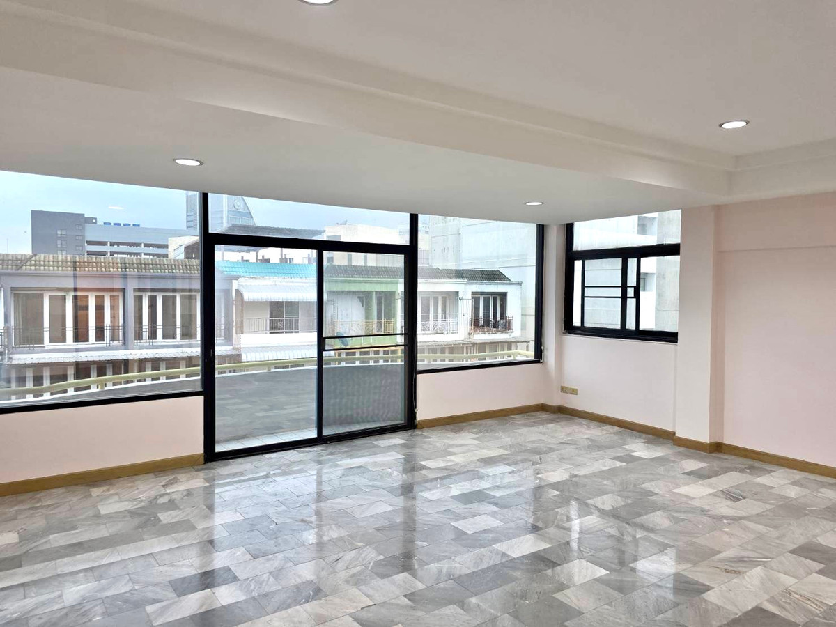For SaleShop HouseVipawadee, Don Mueang, Lak Si : Commercial Building Vibhavadi 2 / 7 Office Room (FOR SALE) BNS016