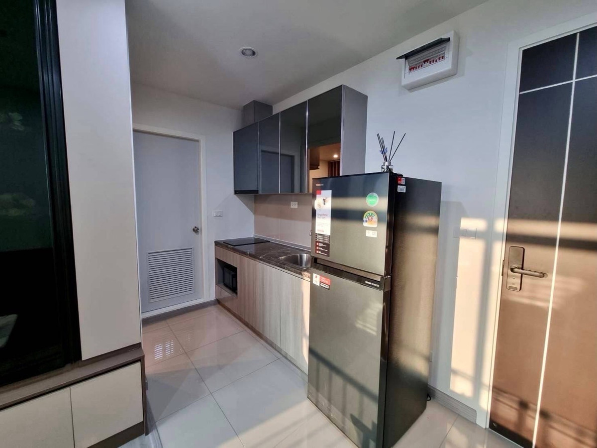 For RentCondoPinklao, Charansanitwong : 🌿Looking for tenants in advance🌈18th floor, 30.5 sq m.🌥️Beautiful built-in room