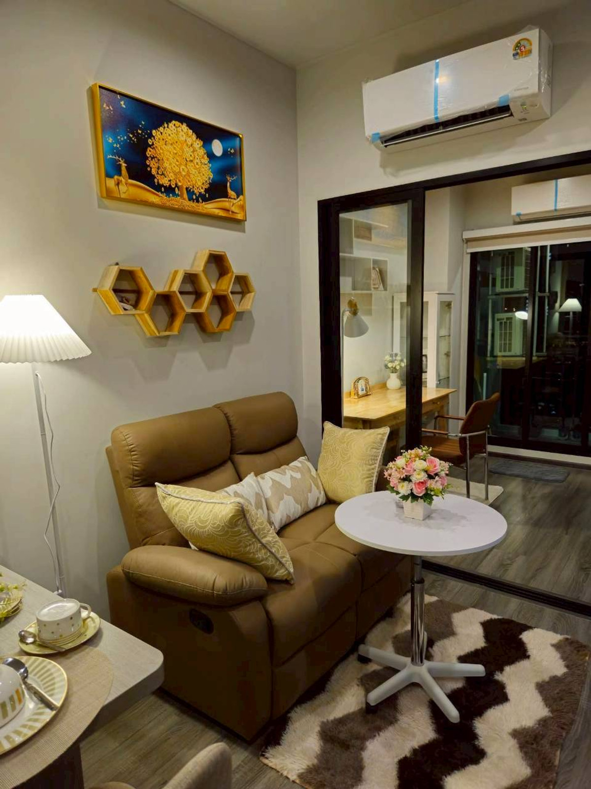 ให้เช่าคอนโดเสรีไทย-นิด้า : ✅ IDRL136 ✅ Line : @p2nproperty