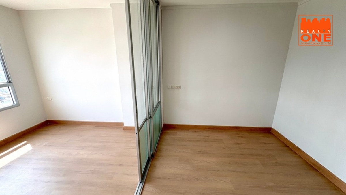 ขายคอนโดอ่อนนุช อุดมสุข : ขายด่วน! ห้องสวยรีโนเวทใหม่ ลุมพินี วิลล์ สุขุมวิท 77 เฟส 2 ติดถนนอ่อนนุช (Lumpini Ville Sukhumvit 77 Phase 2)