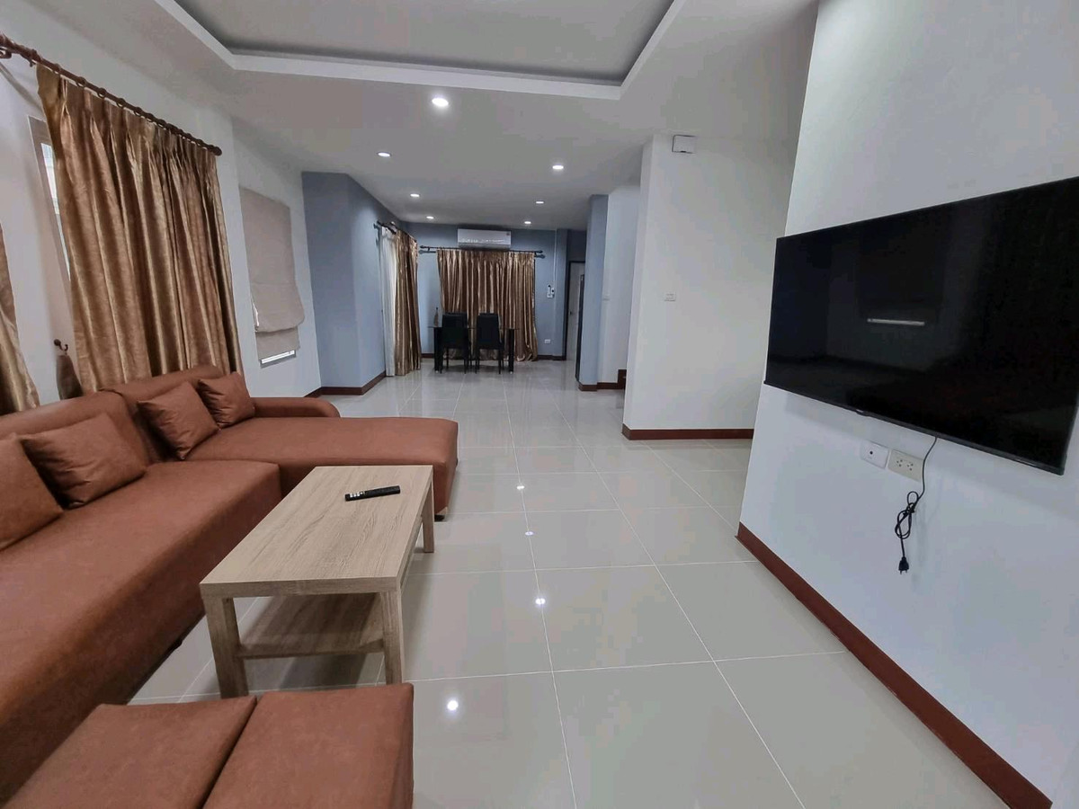 For RentHouseSamut Prakan,Samrong : Single house for rent, wide area