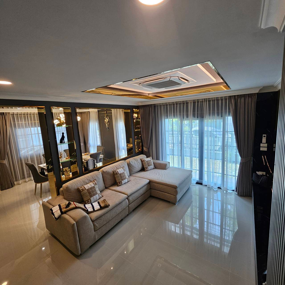 ให้เช่าบ้านบางนา แบริ่ง ลาซาล : ให้เช่าบ้านหรู Fully Furnished  โครงการ Centro Bangna-Srinakarin ใกล้ Mega Bangna (SA-01)