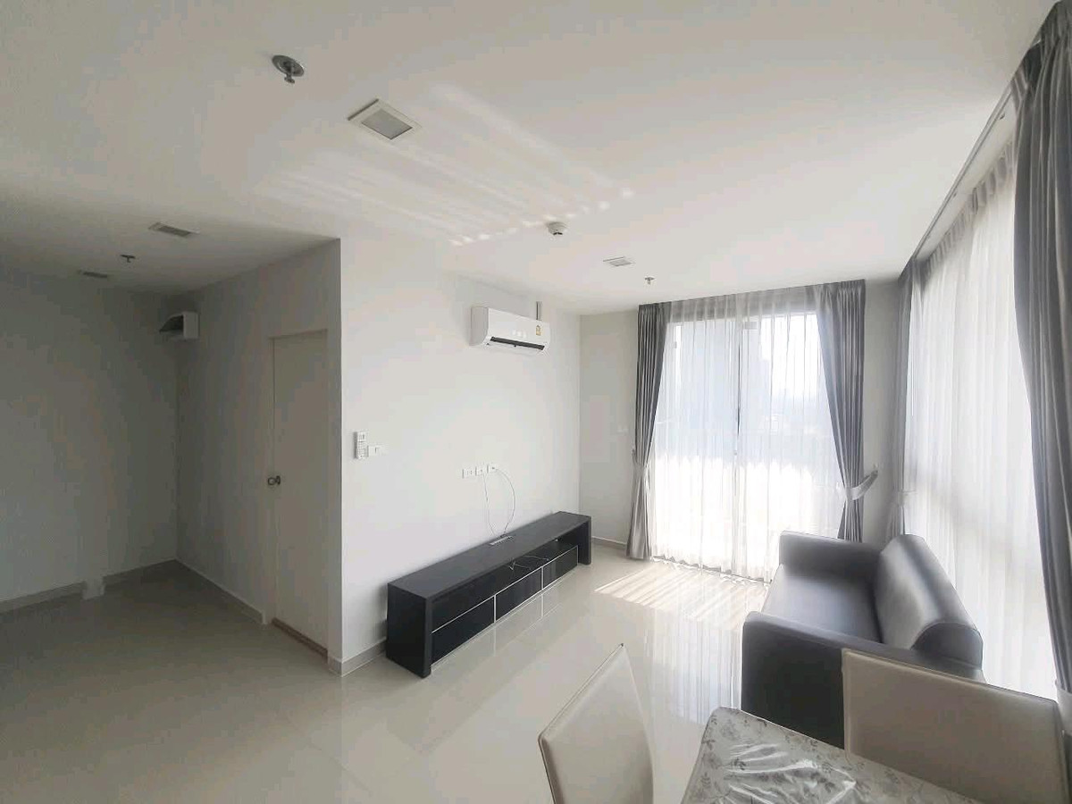 ให้เช่าคอนโดท่าพระ ตลาดพลู วุฒากาศ : 🔥 **FOR RENT: PE:LA CONDO WUTTHAKAT (BTS WUTTHAKAT)**