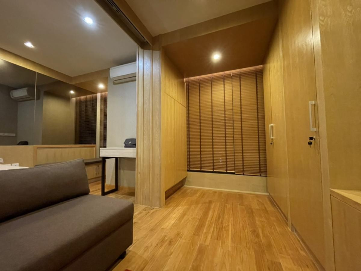 For RentCondoSiam Paragon ,Chulalongkorn,Samyan : ST491/Condo for rent Ideo Q Chula-Samyan, beautiful room on the 39th floor, area 35 square meters, comes with a 1 Bedroom layout.
