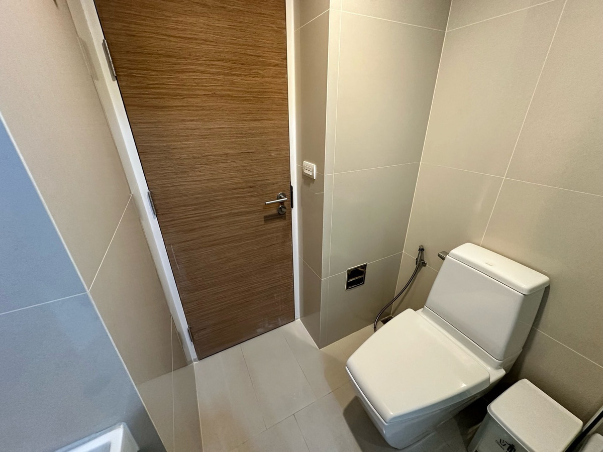 For RentCondoOnnut, Udomsuk : Rhythm Sukhumvit 50 | 3 mins to BTS On Nut High floor , Nice view