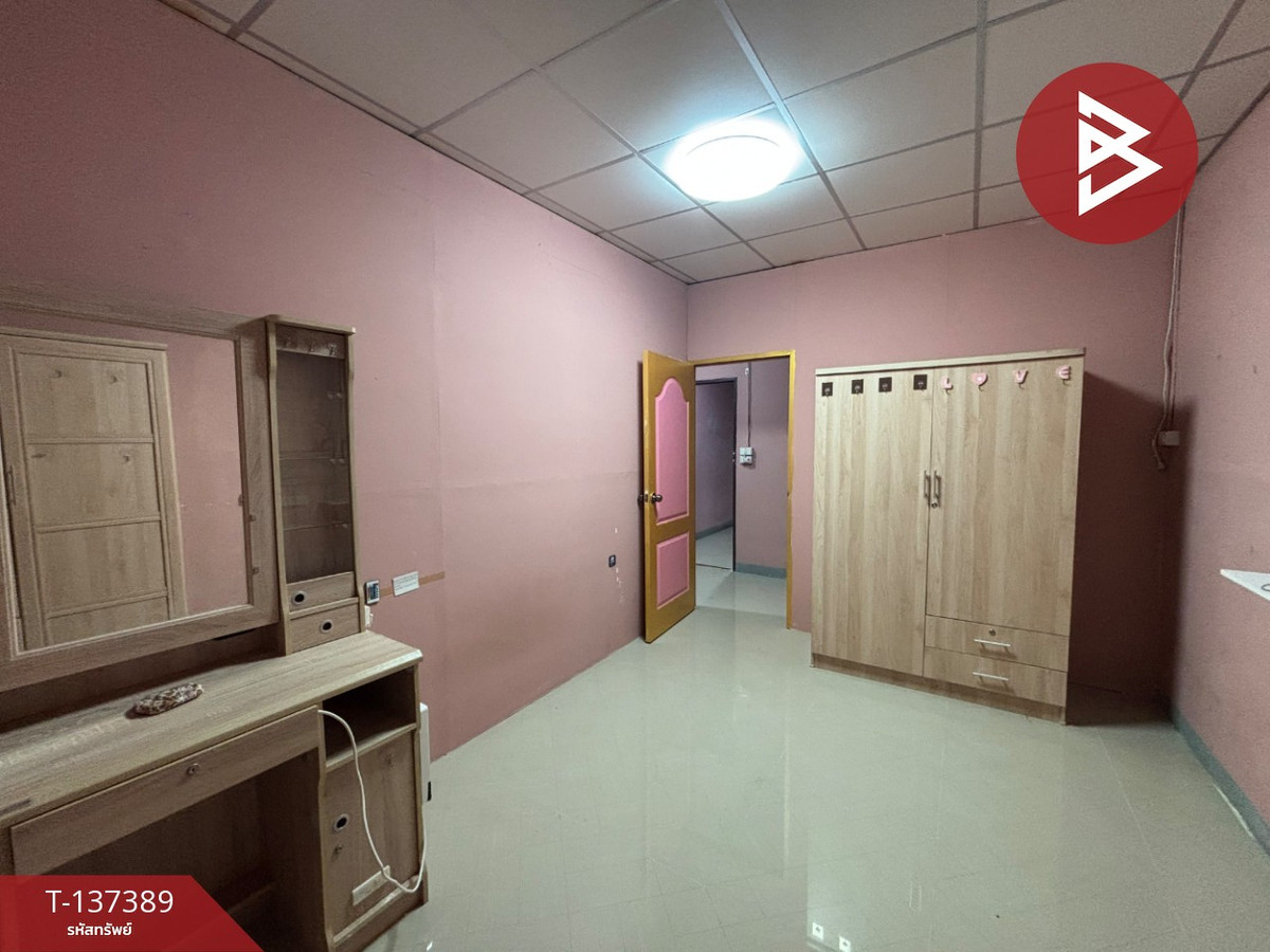 ขายทาวน์โฮมสมุทรปราการ สำโรง :  ขายทาวน์เฮ้าส์ หมู่บ้านวัลย์ลดา ประชาอุทิศ พระสมุทรเจดีย์ สมุทรปราการ