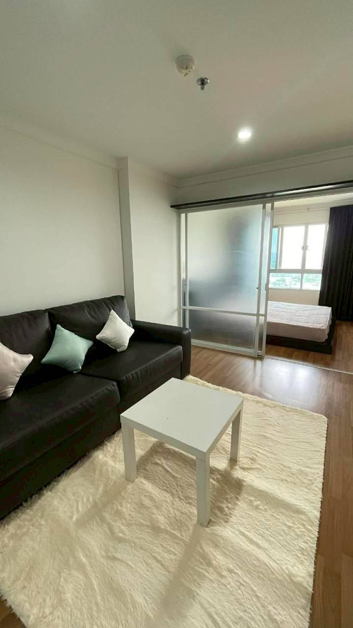 ให้เช่าคอนโดพระราม 9 เพชรบุรีตัดใหม่ RCA : ✅ LP9R241 ✅ Line : @p2nproperty