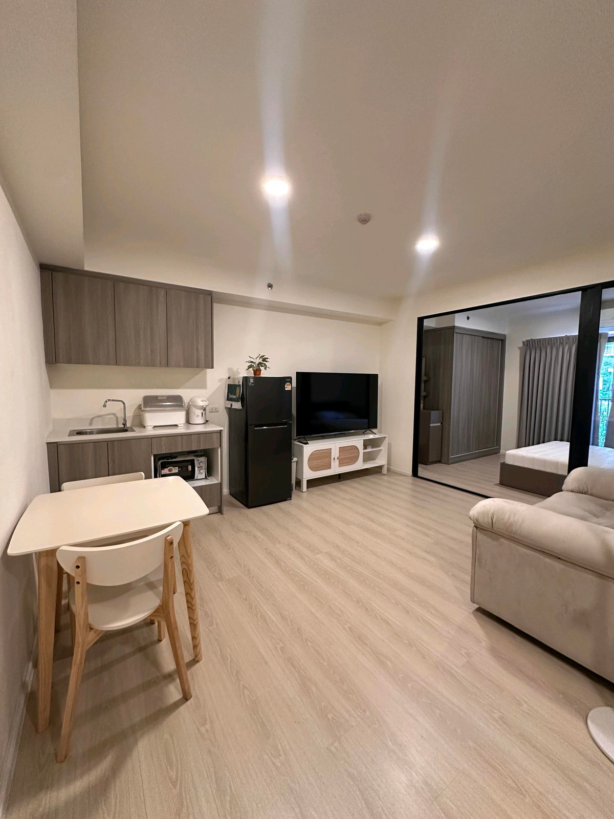 For RentCondoBangna, Bearing, Lasalle : For rent A Space Mega 2 / 34 sq m. 15,000 ready to move in.