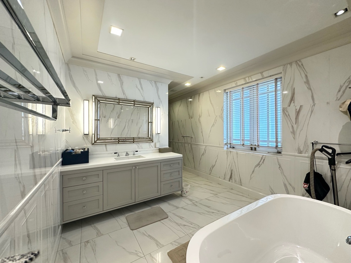 For RentHouseChaengwatana, Muangthong : Golden opportunity‼️ Open for rent, luxury house Location: Muang Thong Thani, Soi Project 5, Impact Chaengwattana, Pink Line MRT, IMPACT Station.