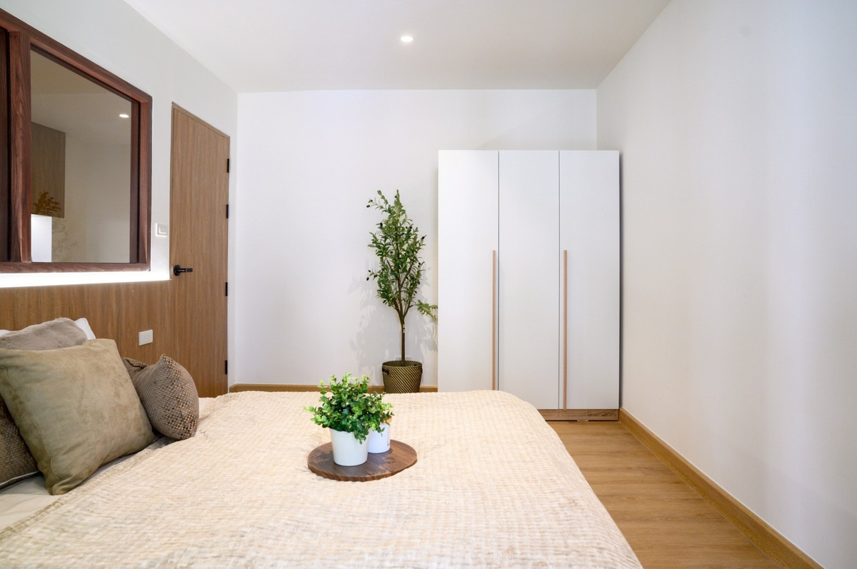 ขายคอนโดบางนา แบริ่ง ลาซาล : K-6852 🔥🔥 ห้องสวย รีโนเวทใหม่ เฟอร์นิเจอร์บิ้วอิน กั้นห้องเป็นสัดส่วน ขายด่วน ! คอนโด Parkland บางนา พร้อมอยู่