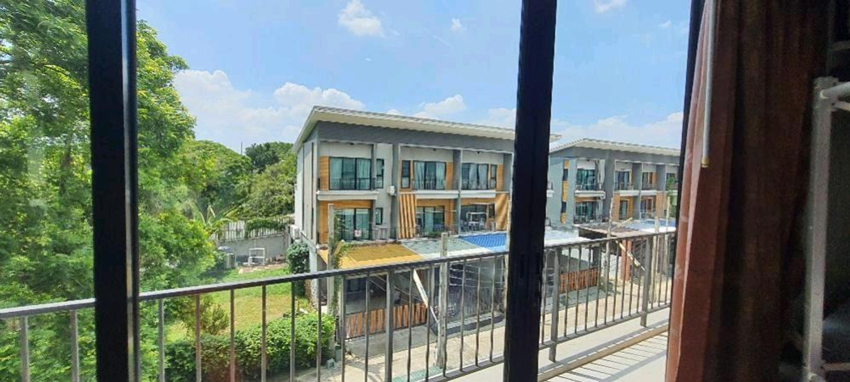 ทาวน์โฮมเกษตร นวมินทร์ ลาดปลาเค้า : ขาย/ ให้เช่าทาว์นโฮม  3 ชั้น 3 หัองนอน 250 ตรม หลังมุม หมู่บ้านอีโค-สเปซ เกษตร-นวมินทร์