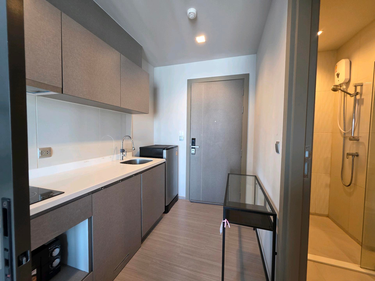 ให้เช่าคอนโดพระราม 9 เพชรบุรีตัดใหม่ RCA : ✨️1Bed1Bath✨️28sq.m.✨️Life Asoke-Rama 9