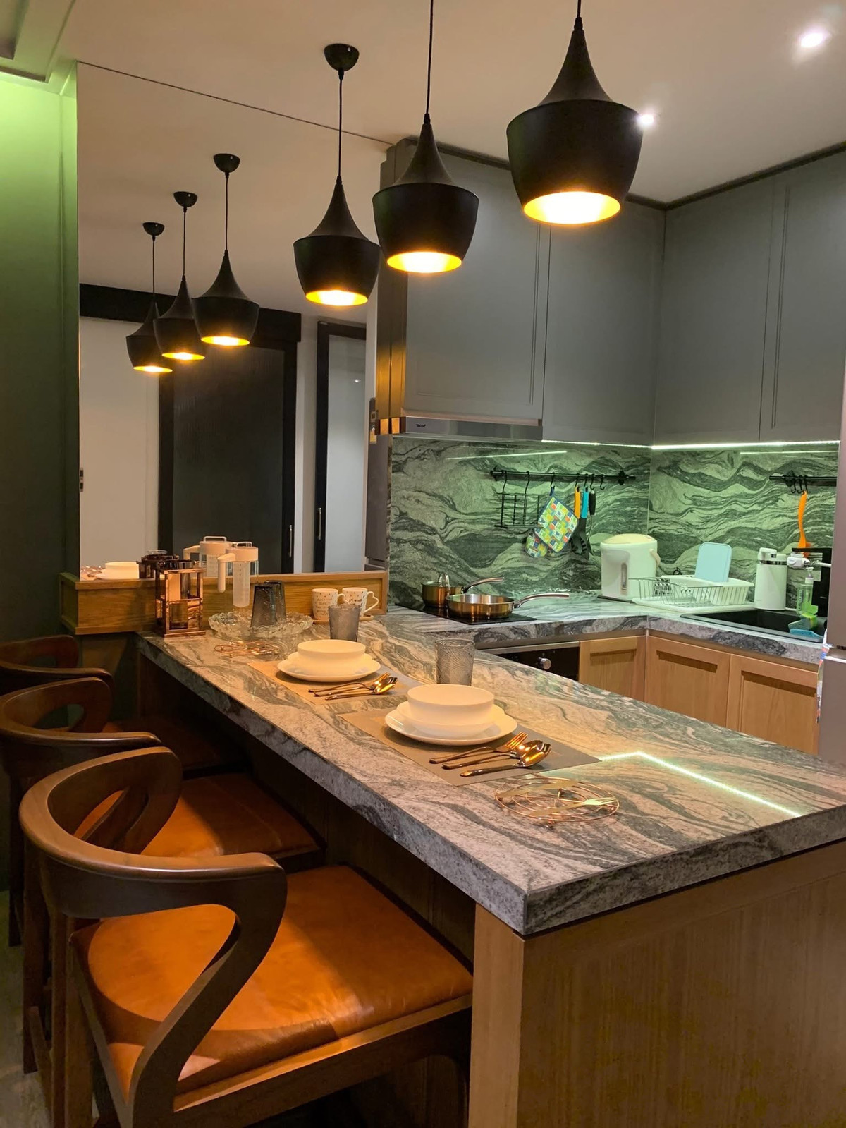 ขายคอนโดสีลม ศาลาแดง บางรัก : 🔥 ขาย 🔥 สเตท ทาวเวอร์ คอนโดมิเนียม - State Tower Condominium / 2 Bedrooms ATOM036