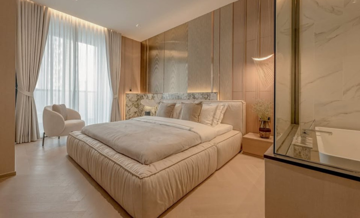 For RentCondoSathorn, Narathiwat : Super luxury condo for rent near BTS Chong Nonsi ✨The Reserve Sathorn ✨ near leading office buildings in the CBD zone Sathorn-Silom-Rama 4.