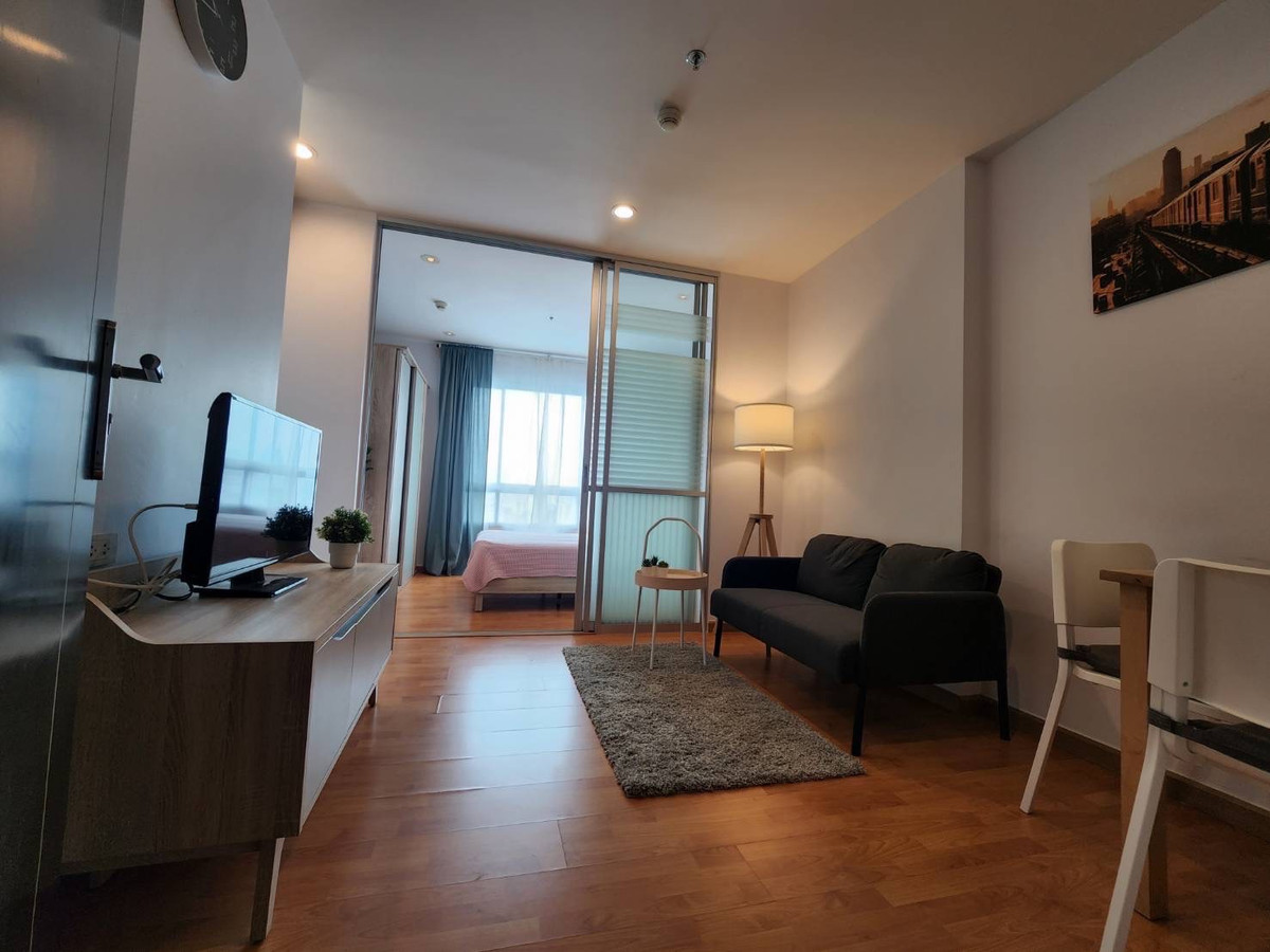 For RentCondoThaphra, Talat Phlu, Wutthakat : Condo, 10th floor, fully furnished, beautifully decorated, for rent in Tha Phra-Phetkasem area, near BTS Bang Wa, only 500 meters.