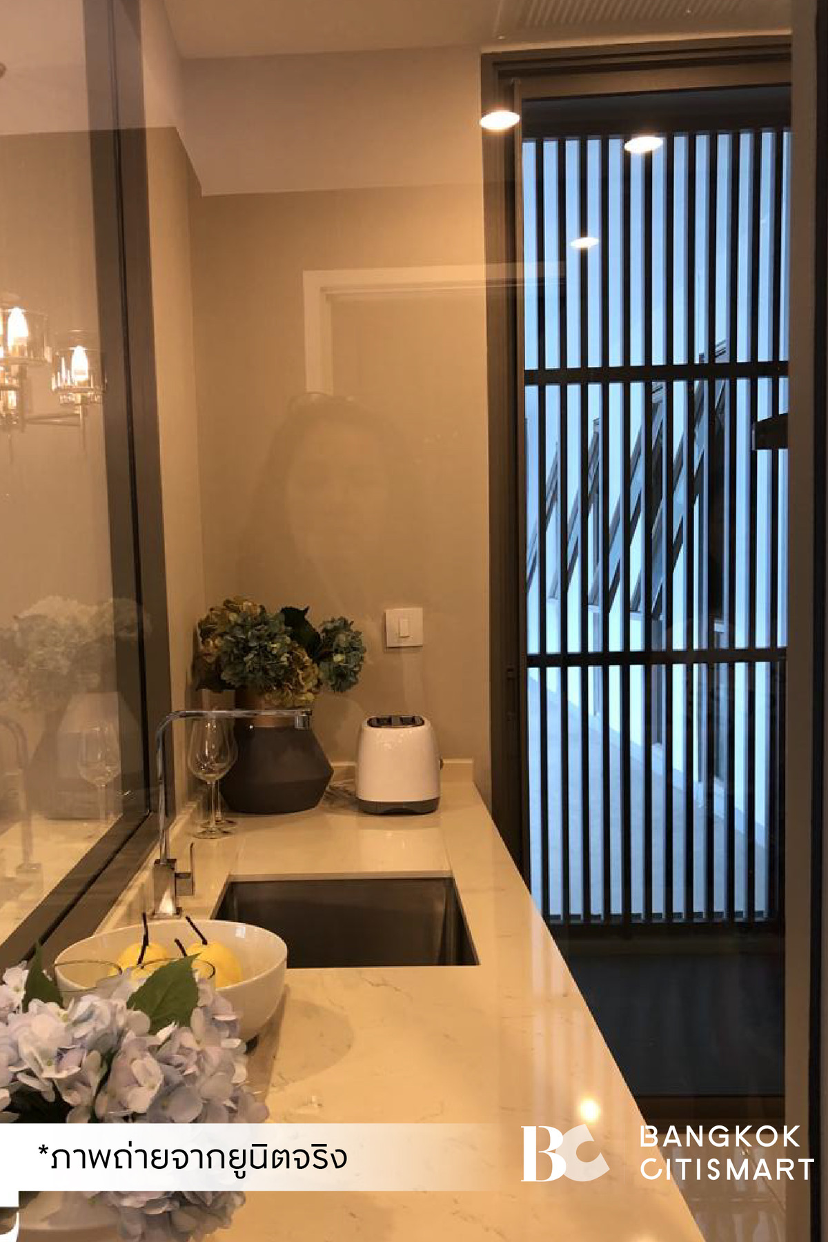For RentCondoOnnut, Udomsuk : 🔥 Ready to move in, The Room Sukhumvit 69 (2 bedrooms, 80 sq.m.), wide room space, doesnt block the view. Interested: 095-370-1451 (Kate)