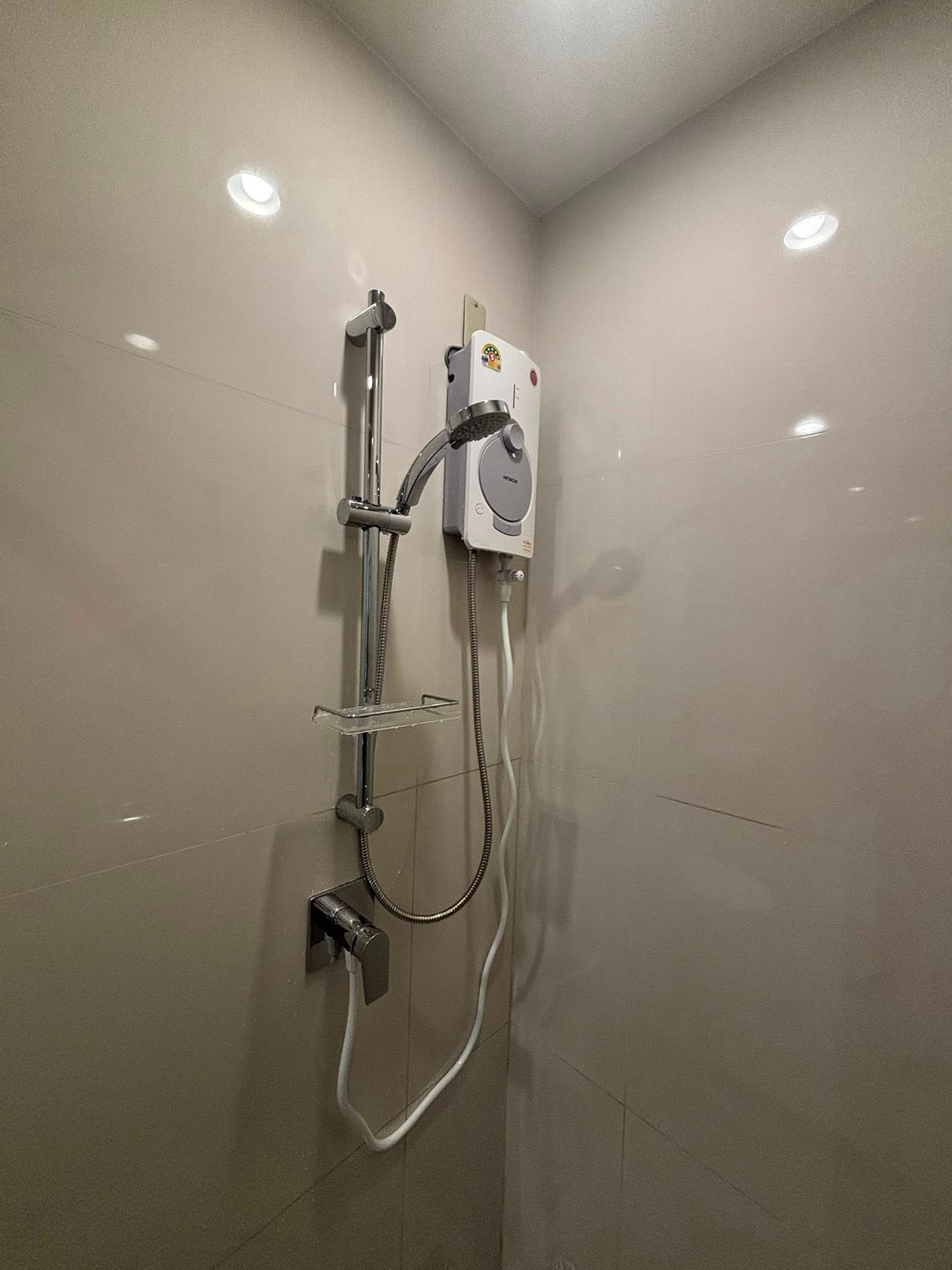 ให้เช่าคอนโดปิ่นเกล้า จรัญสนิทวงศ์ : ⭐️ ️NUE Noble Fai Chai - Wang Lang ⭐️  1ห้องนอน 1 ห้องน้ำ ห้องสวย มีเฟอร์นิเจอร์และเครื่องใช้ไฟฟ้าครบ