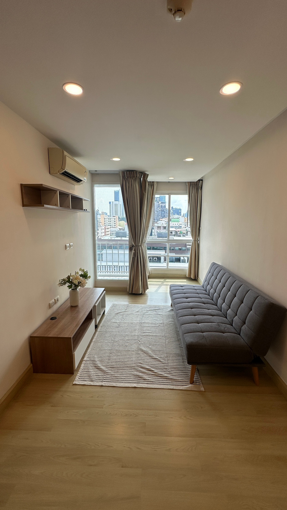 For SaleCondoRatchadapisek, Huaikwang, Suttisan : Emerald Residence Ratchada / 1 Bedroom (FOR SALE), Emerald Residence Ratchada / 1 Bedroom (For Sale) TARN308