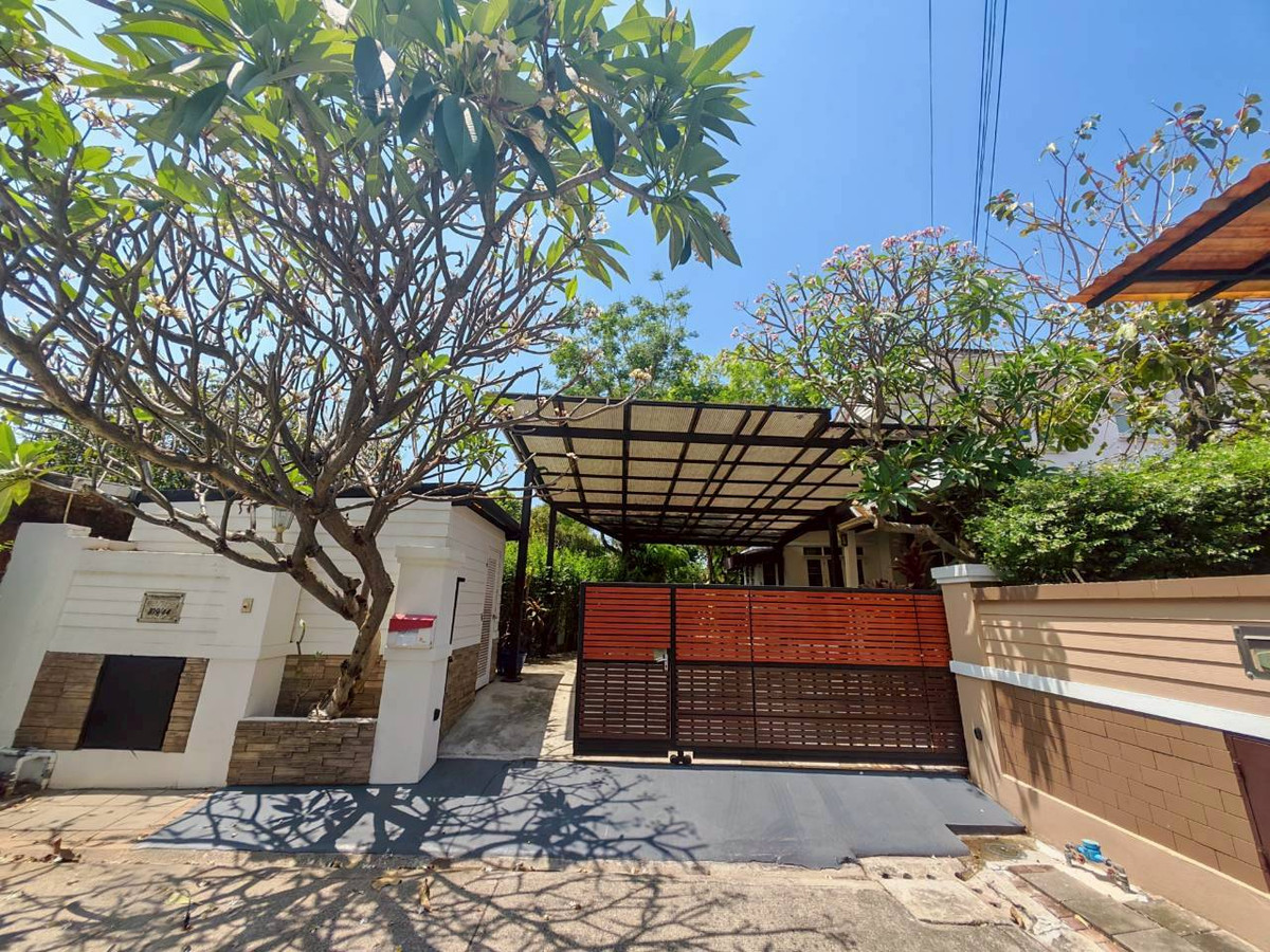 ขายบ้านลาดกระบัง สุวรรณภูมิ : 🏡 ขายบ้านเดี่ยว หมู่บ้านมัณฑนา วงแหวน-พระราม 9 บ้านสวย บรรยากาศร่มรื่น สไตล์บ้านสวน พื้นที่ใหญ่ หาไม่ได้แล้ว!