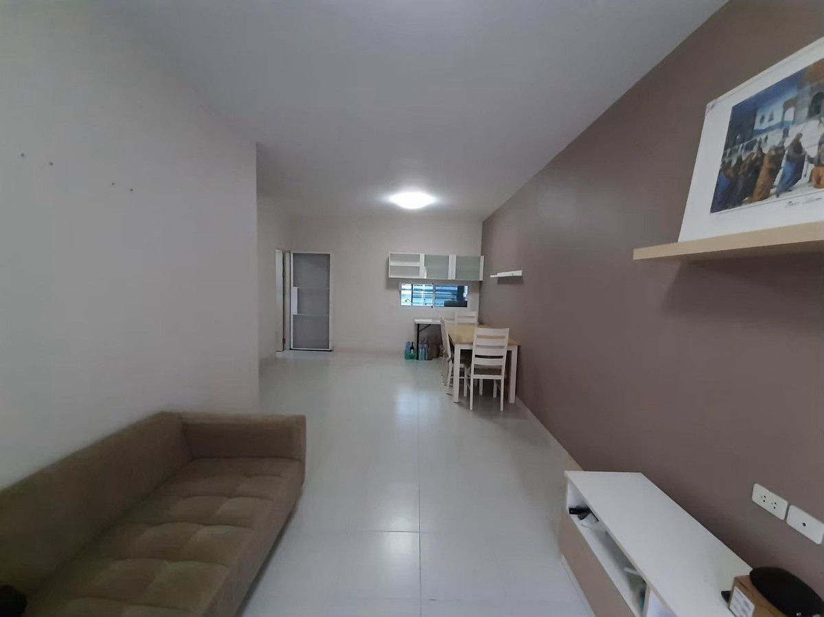 ให้เช่าทาวน์โฮมเกษตร นวมินทร์ ลาดปลาเค้า : ให้เช่า อารียาเดอะคัลเลอร์2 ลาดปลาเค้า 20,000บ ต่อเดือน