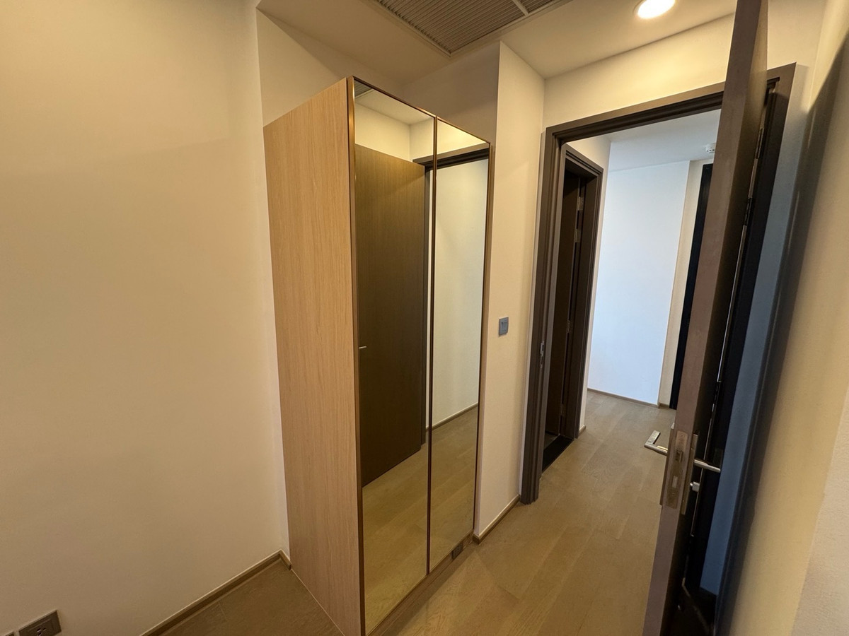 ให้เช่าคอนโดสยาม จุฬา สามย่าน : ให้เช่า 2 ห้องนอน 2 ห้องน้ำ Ashton จุฬา สีลม ราคา 60,000 บาท ติดต่อ 0869017364