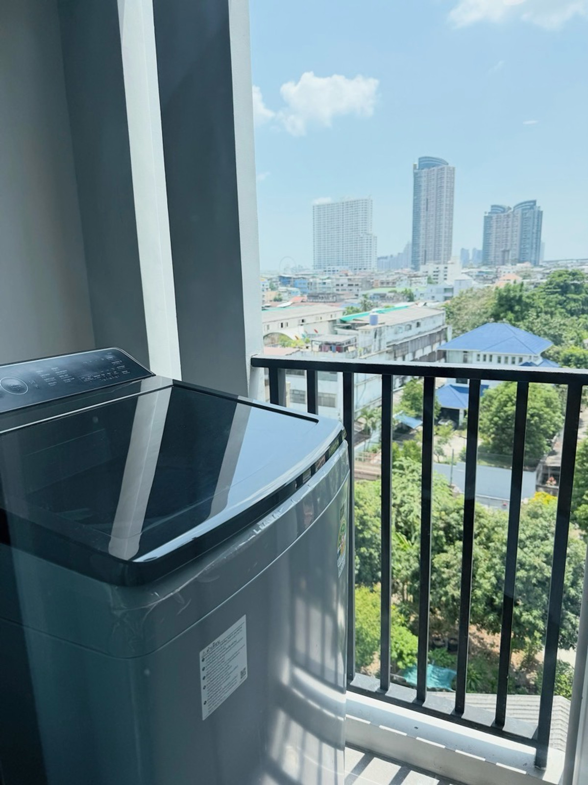 For RentCondoWongwianyai, Charoennakor : ⭐️ Flexi Sathon - Charoennakhon ⭐️ Room size 25 sq m., 8th floor, beautifully decorated room, ready to move in.