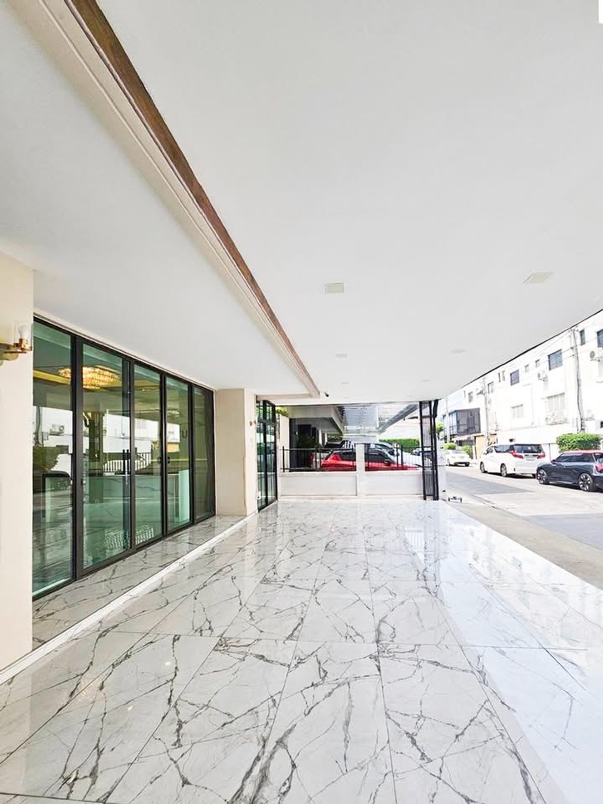 For SaleHome OfficeKaset Nawamin,Ladplakao : District Ekkamai - Ramintra / 2 Bedrooms (FOR SALE) MNT026