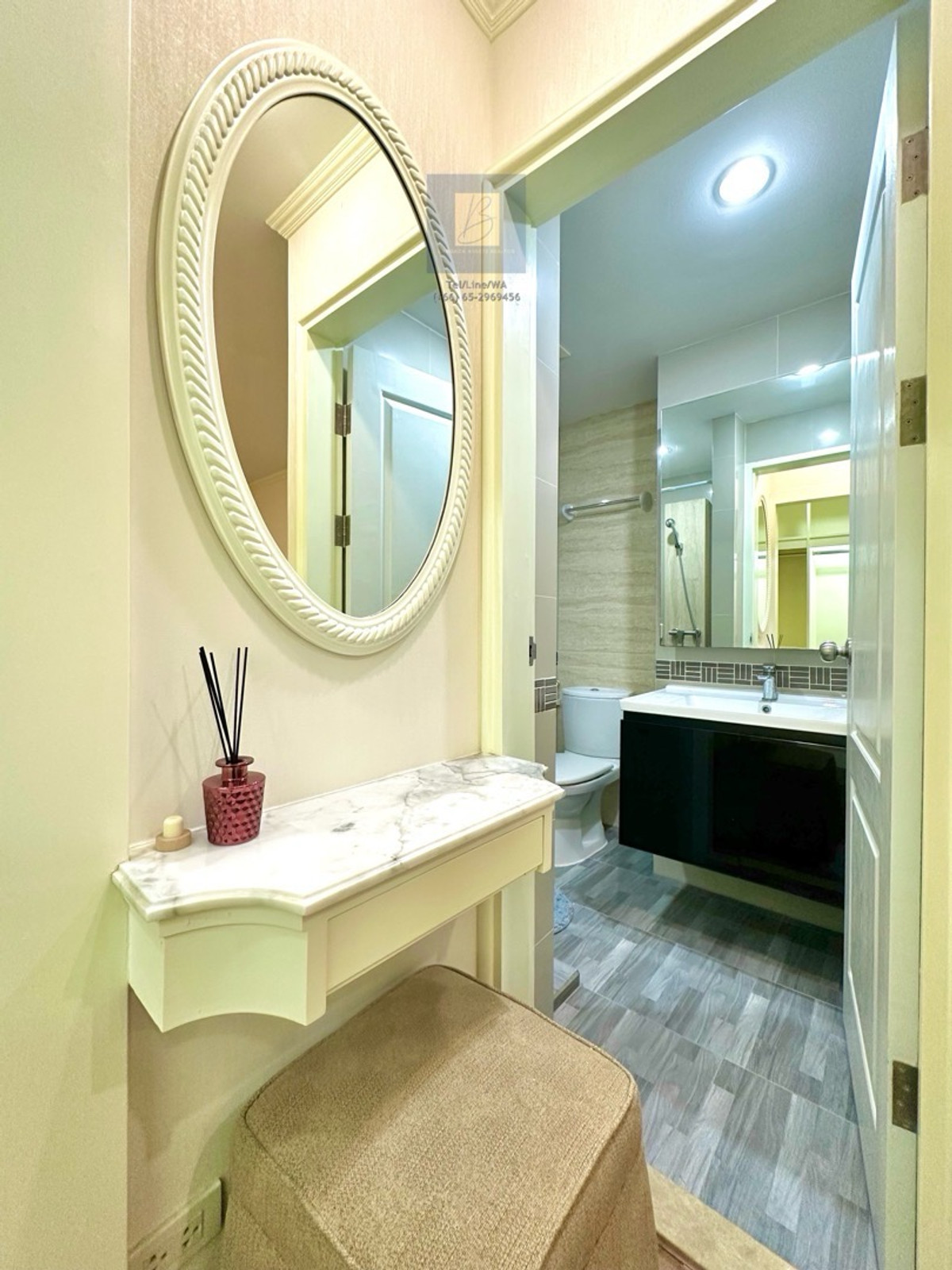 For RentCondoOnnut, Udomsuk : A low rise condo located only 350 meters from BTS Onnut station. Highly convenient. 