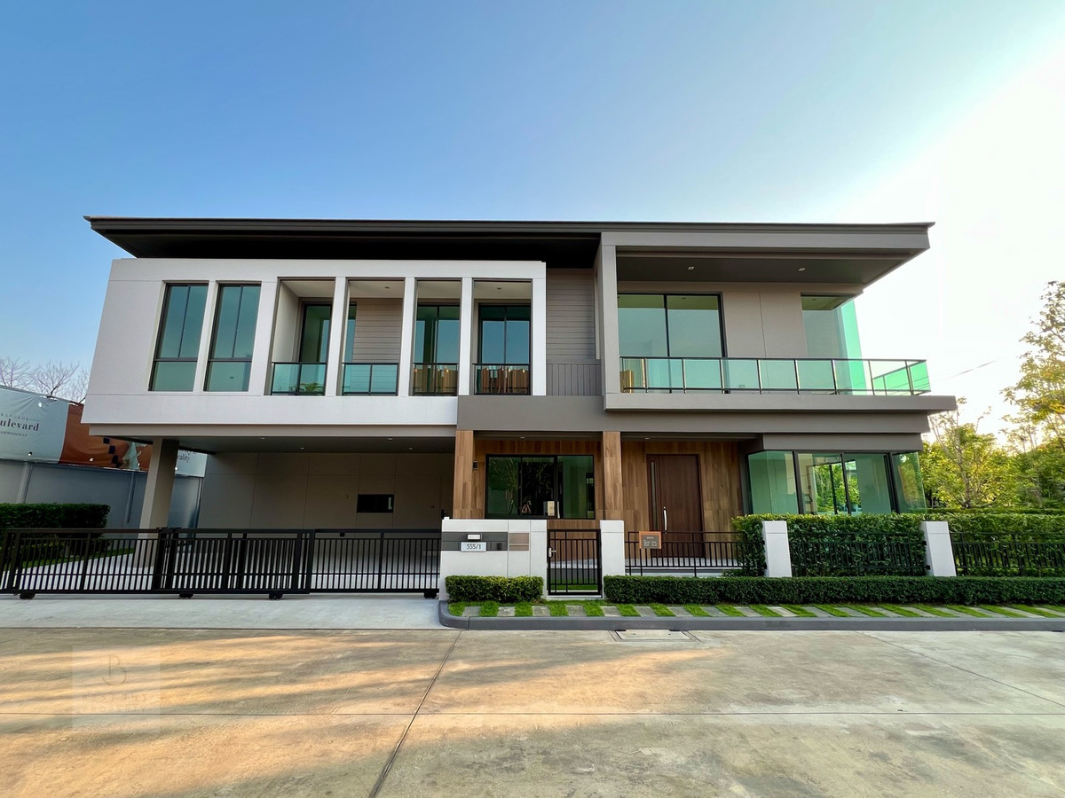 ขายบ้านรัตนาธิเบศร์ สนามบินน้ำ พระนั่งเกล้า : บ้านเปล่าหลังใหญ่📲0818119186