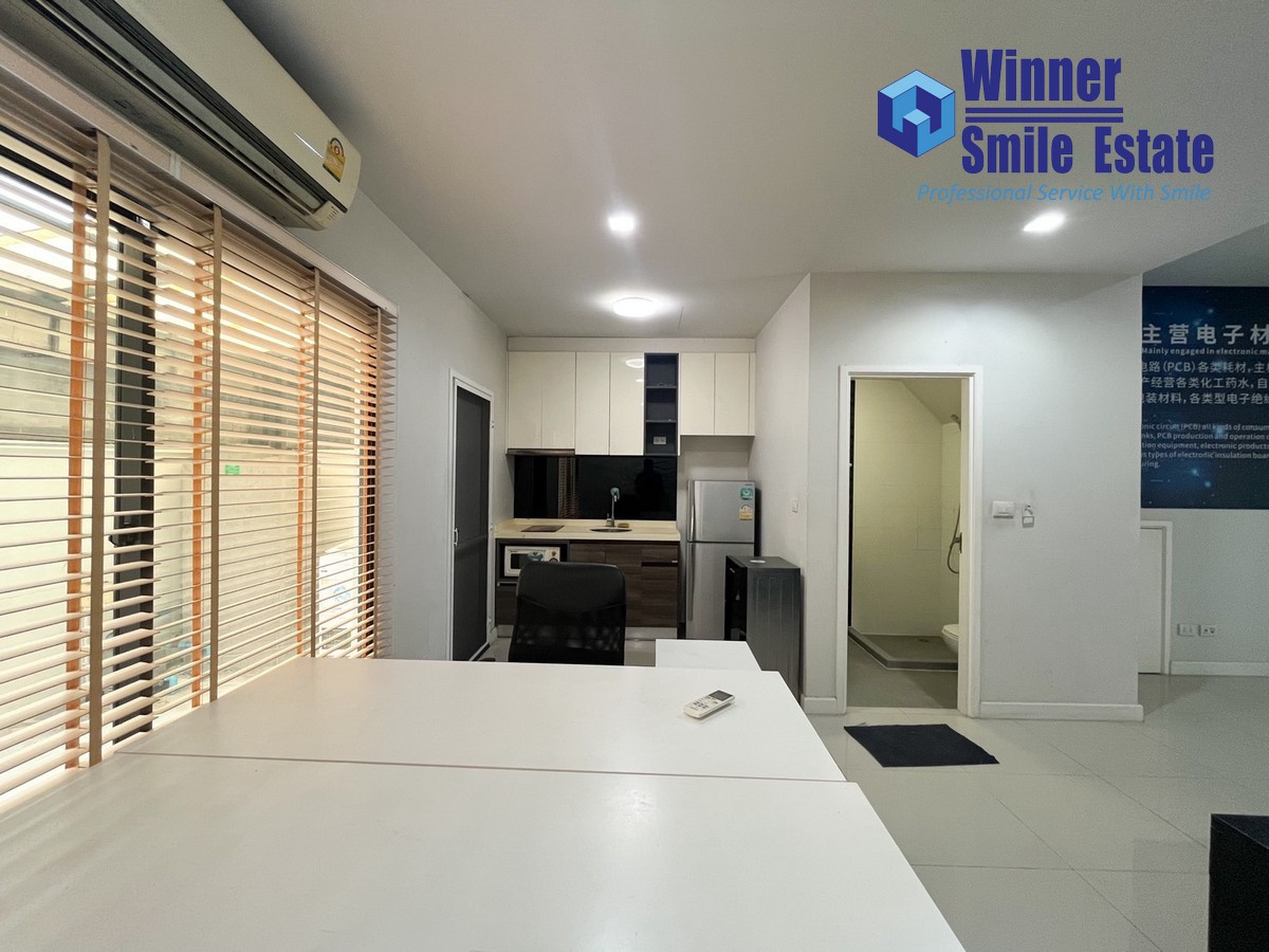 ให้เช่าทาวน์โฮมสมุทรปราการ สำโรง : ให้เช่า โฮมออฟฟิต เพล็กซ์ บางนา Plex Bangna 3 ชั้น 190 ตร.ม. ติดถนนบางนา-ตราด