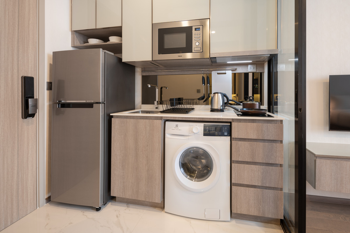 ให้เช่าคอนโดราชเทวี พญาไท : #E233 🎉 270369ให้เช่าคอนโด Hampton Residence Phayathai