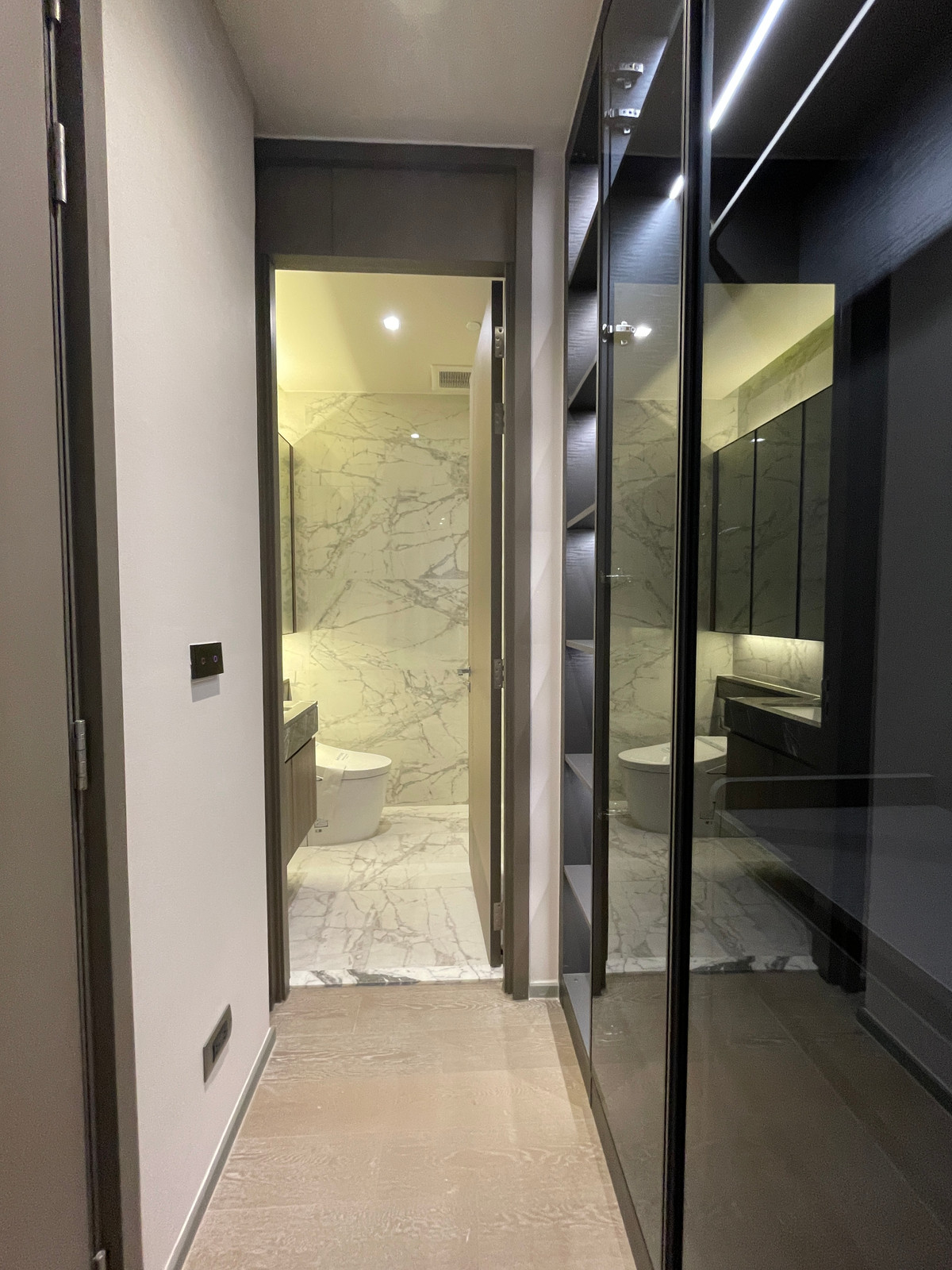 For SaleCondoSukhumvit, Asoke, Thonglor : [THE CROWN JEWEL] 3-Bedroom Rare Unit @ Hyde Heritage Thonglor – Superior life on the 31st floor, northern skyline view. A new definition of the word 