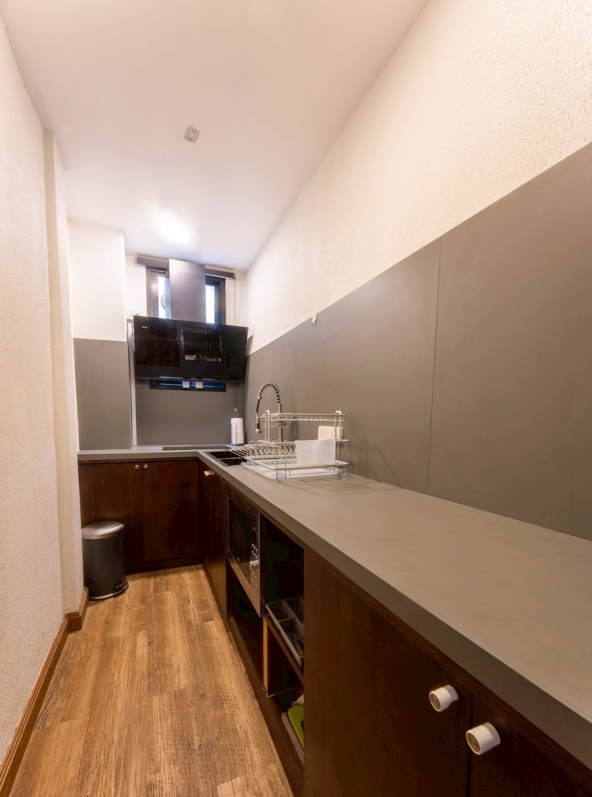 คอนโดสุขุมวิท อโศก ทองหล่อ : For sell and rent House in Asoke near NIST! ✨ 6 bedroom 350 sq.m ready to move in Near BTS Asoke and Terminal 21