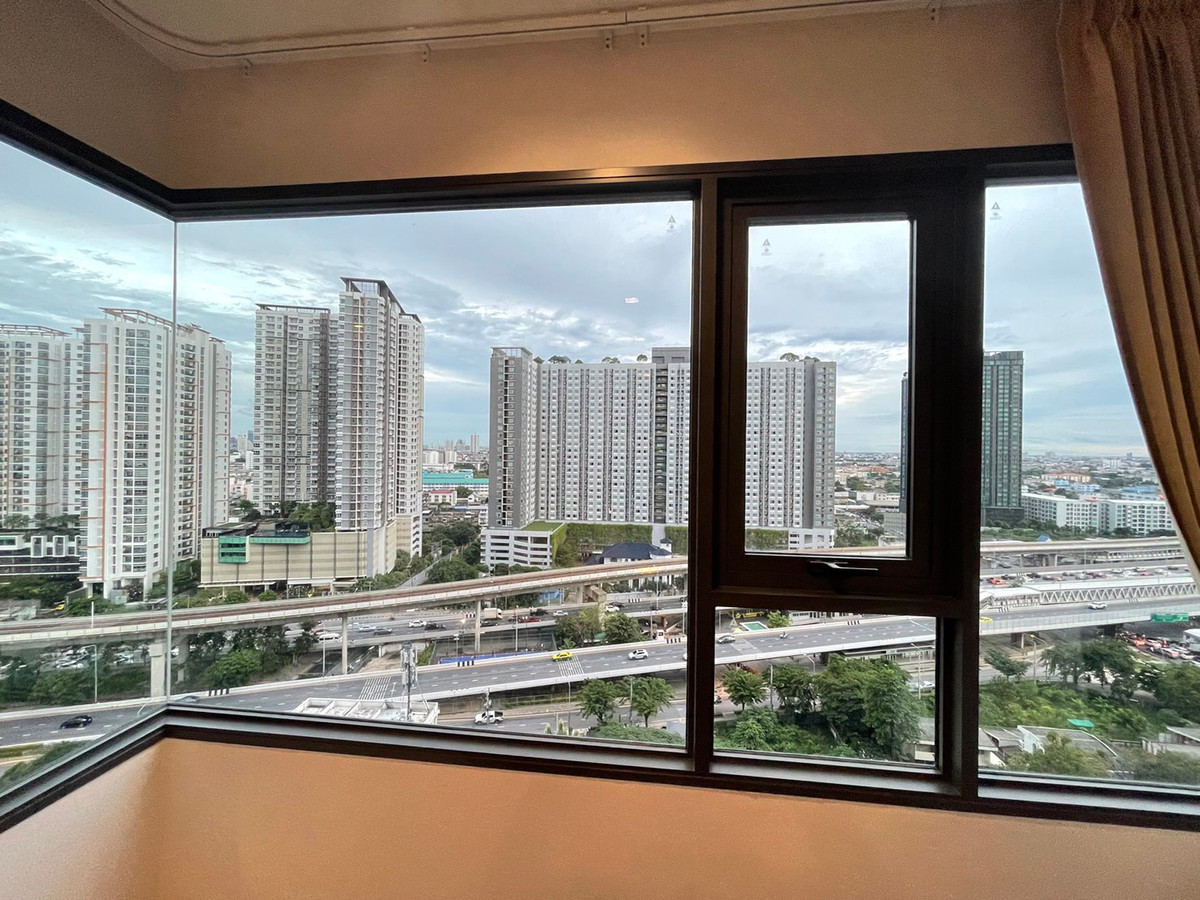 For RentCondoThaphra, Talat Phlu, Wutthakat : Life Sathorn SIerra, beautiful room, size 40 sq m. 1 bedroom Plus, available for rent, please inquire.