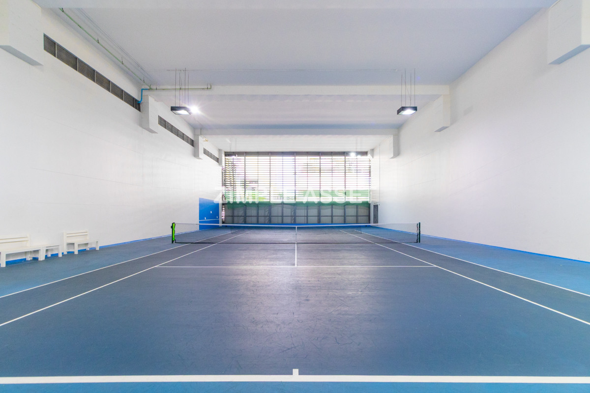 For RentSukhumvit, Asoke, Thonglor : Line ID: @zimple_asset Luxury aprtment in center of sukhumvit. Offering premium facilities for an elevated living experience. Surrounded by leading shopping malls in a prime location.