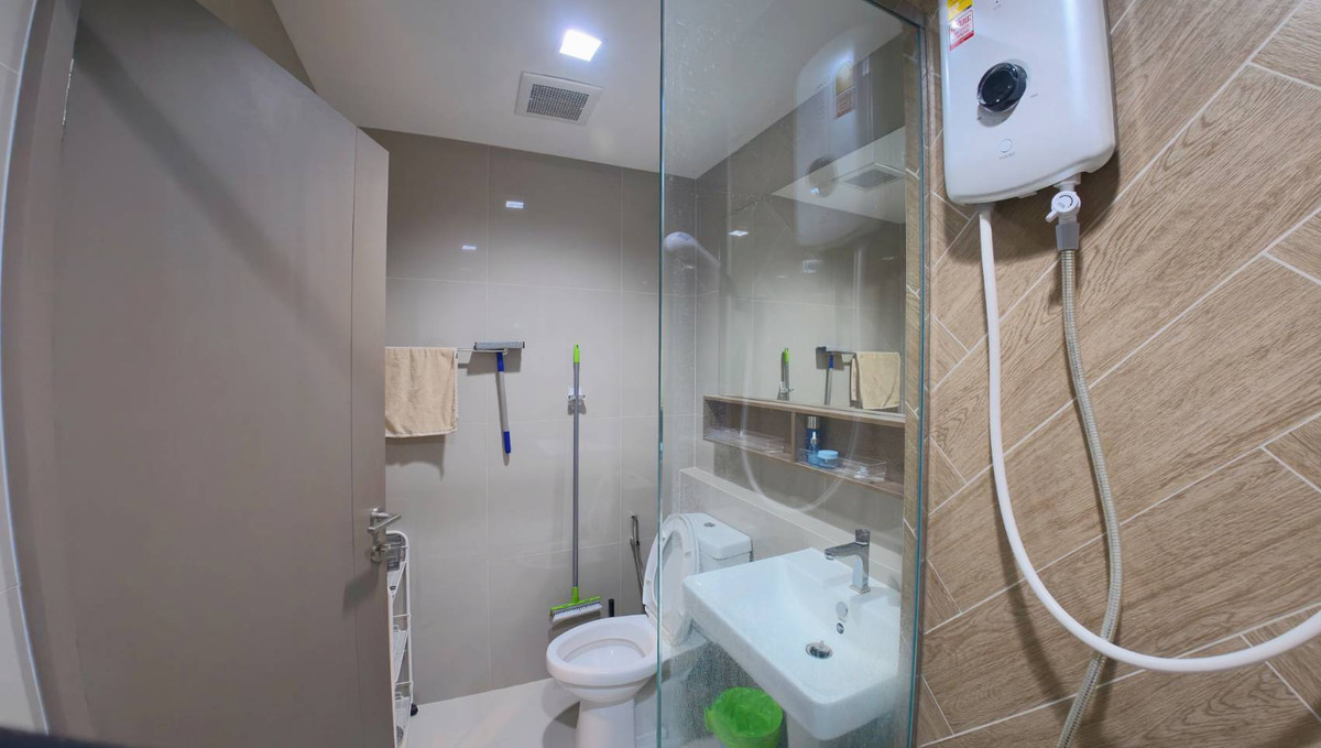 For SaleCondoLadprao, Central Ladprao : Selling very cheaply, Condo The Line Phahonyothin Park B, 2 bedrooms | 2 bathrooms, size 60 sq m.