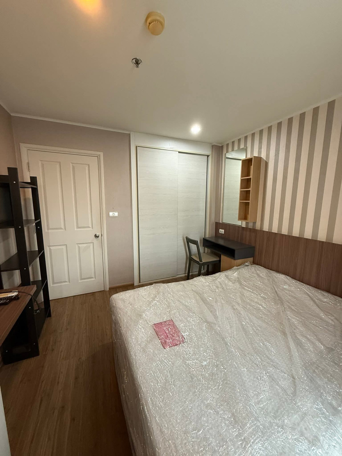 ให้เช่าคอนโดรามคำแหง หัวหมาก : ให้เช่าคอนโด U Delight หัวหมาก สเตชั่น เฟอร์ใหม่ทั้งห้อง พร้อมอยู่