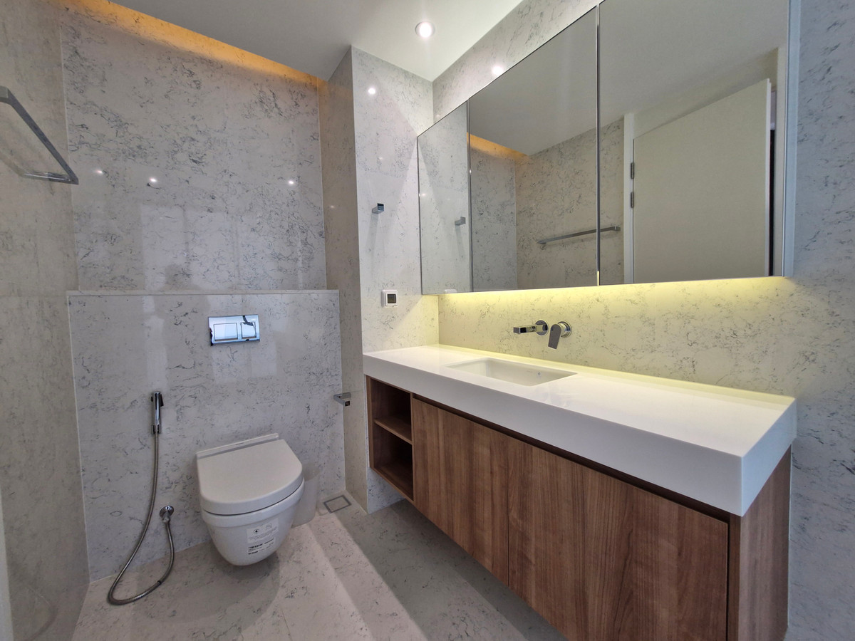 For RentCondoSukhumvit, Asoke, Thonglor : Highlights Unit Pet-friendly condominium close BTS Asoke