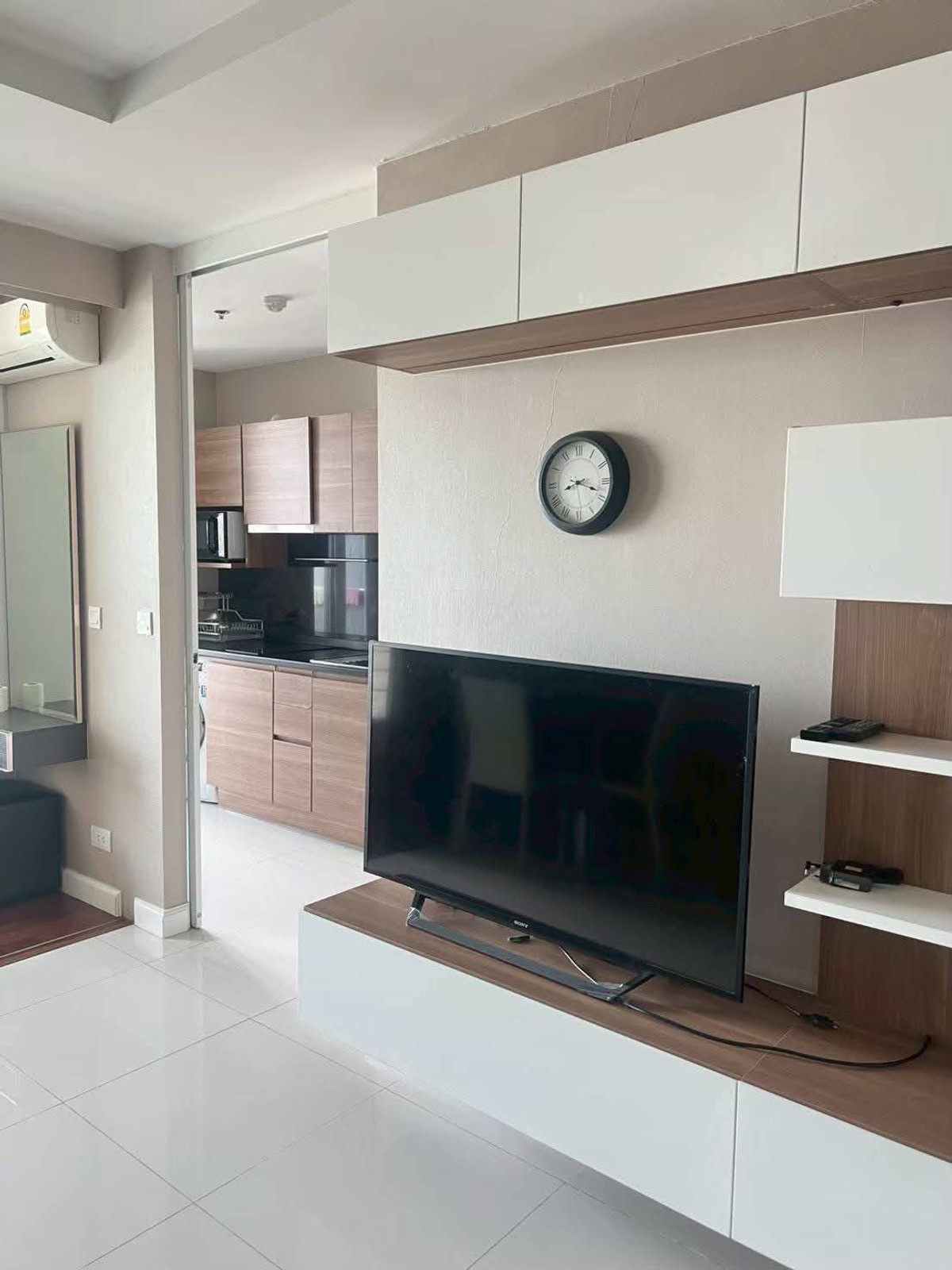 For RentCondoSamut Prakan,Samrong : 💥CP-10515💥The Metropolis Samrong Interchange👉Line : @rentbkk