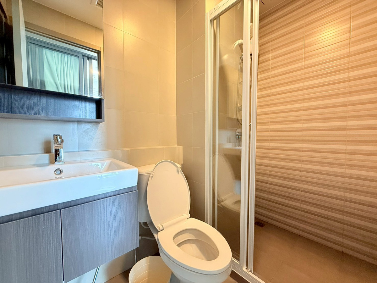 For RentCondoKhlongtoei, Kluaynamthai : 🎉🌇 Condo for Rent – High-Rise Living near BTS Ekkamai | Aspire Rama 4