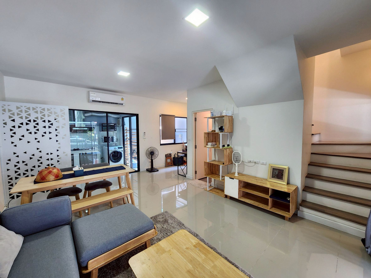 For RentTownhomeBang kae, Phetkasem : Townhome for rent, ready to move in, Siri Place Kanlapaphruek-Sathorn, Soi Kamnan Man, extra wide frontage.