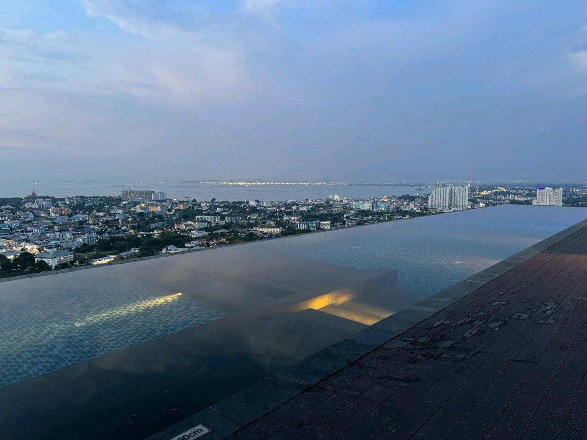 ให้เช่าคอนโดพัทยา บางแสน ชลบุรี สัตหีบ : Posh Pattaya​ ห้องมุม วิวทะเล+city