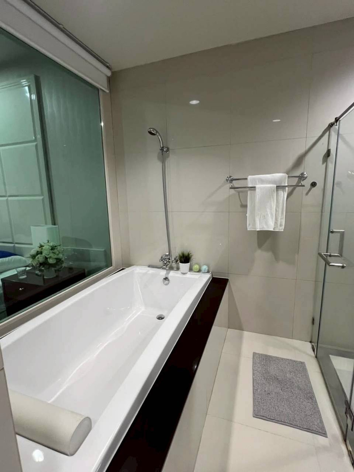 For RentCondoWitthayu, Chidlom, Langsuan, Ploenchit : ✅ ADSL108 ✅ Line : @p2nproperty