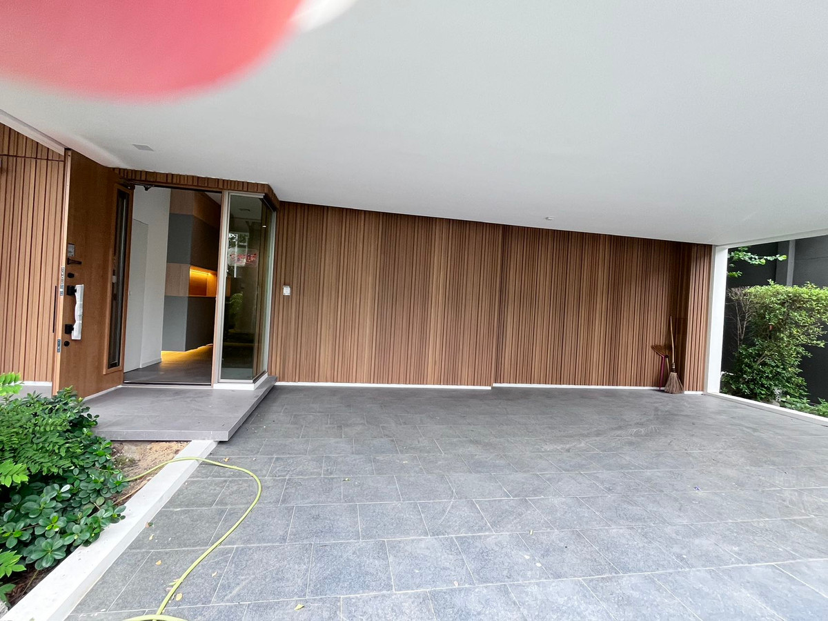 ให้เช่าบ้านพัฒนาการ ศรีนครินทร์ : ᚱ ให้เช่า 🔥ต่อรองได้ ปล่อยเช่าด่วน ✅4 ห้องนอน 324 ตร.ม. บ้านเดี่ยว Vive Rama 9 ใกล้โรงเรียนนานาชาติ Wellington และโรงพยาบาลสมิติเวช