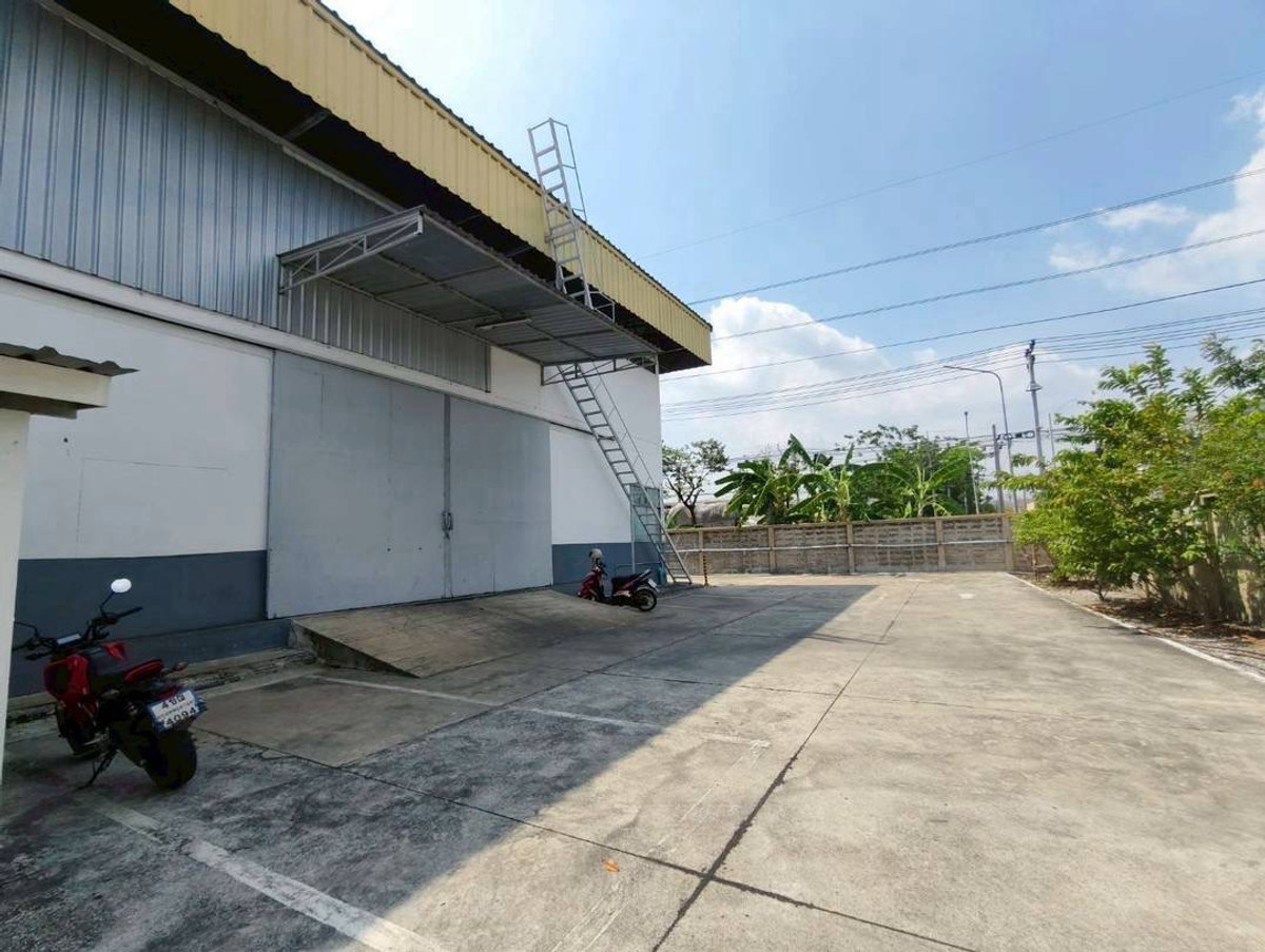 ให้เช่าร้านค้า/ตลาดนัดเสรีไทย-นิด้า : ปล่อยเช่า โกดังเชิงพาณิชย์ สำหรับ ทำธุรกิจ @ เสรีไทย ที่จอดรถสะดวก 