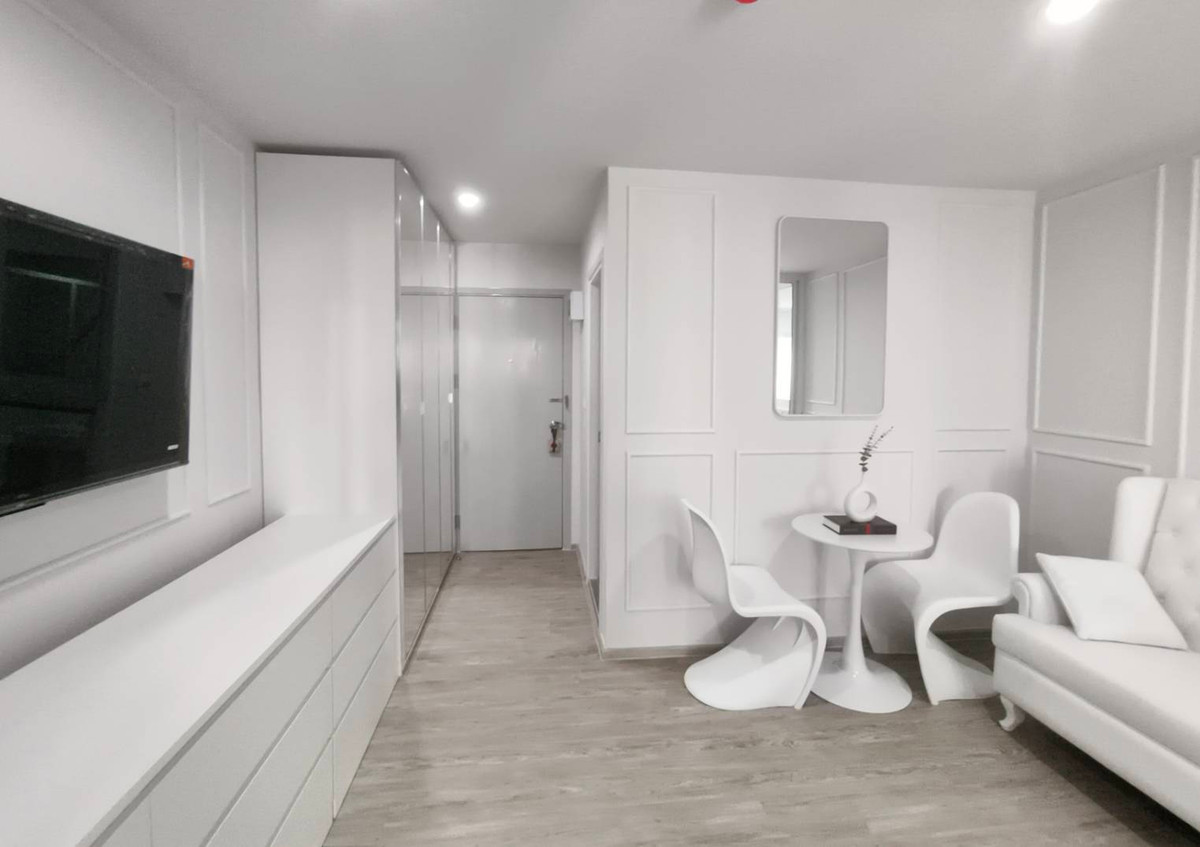 ให้เช่าคอนโดรามคำแหง หัวหมาก : ✨🏙️ เดิน 3 นาทีถึง ARL หัวหมาก | วิวสระน้ำ เฟอร์ครบ | RYE Huamak 🚆💦